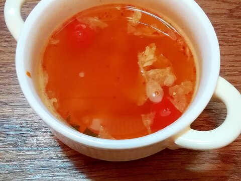 大豆の水煮とミニトマトとキムチのスープ